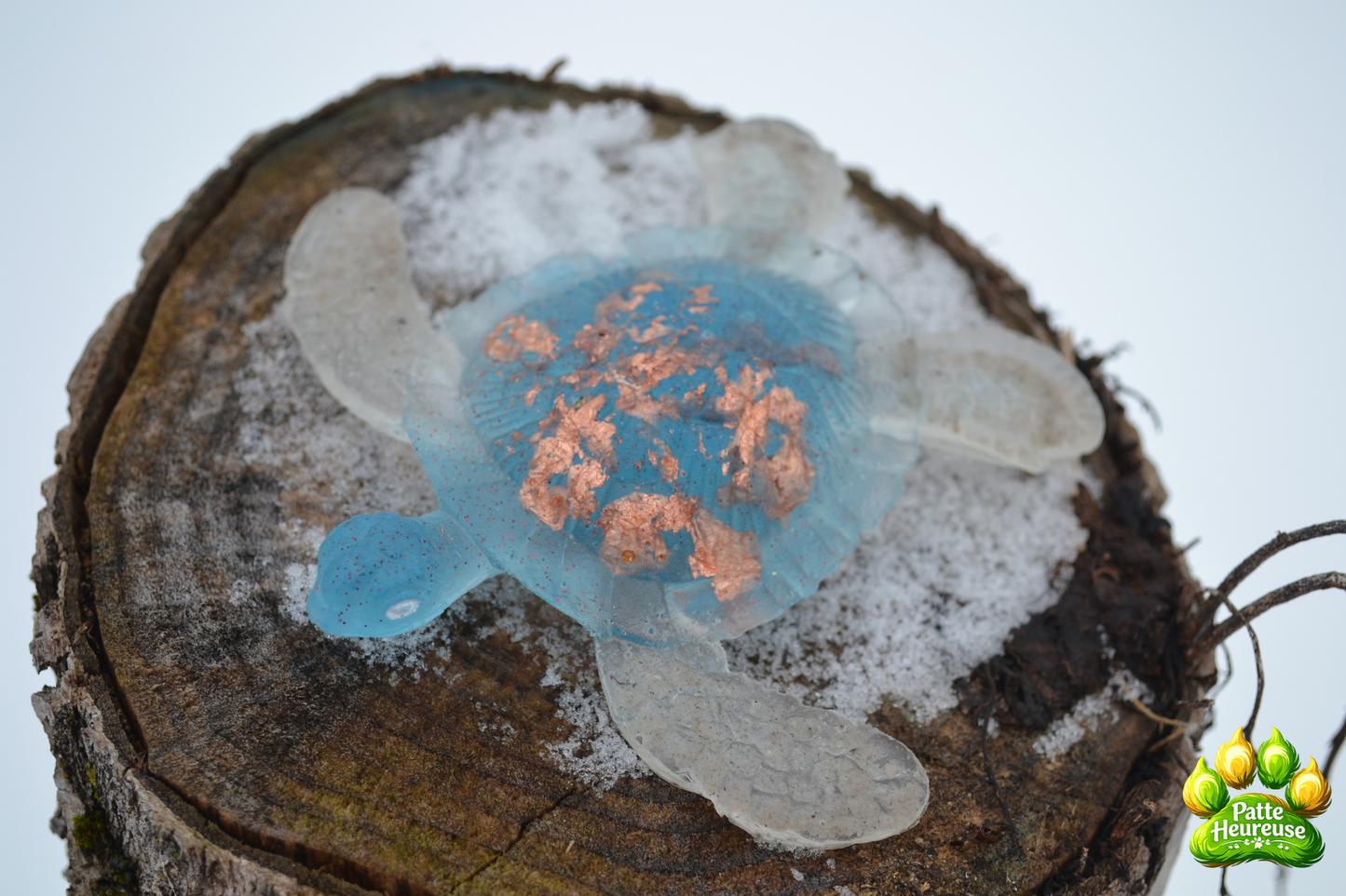 Tortue décorative en résine époxy faite à la main – Déco artisanale unique