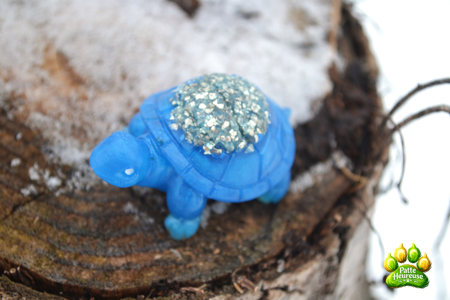 Mini tortue en résine bleu océan – Petite décoration artisanale