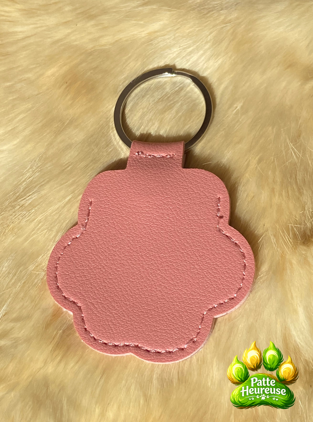 porte clé souvenir poils animal patte rose cuir chien chat personnalisé